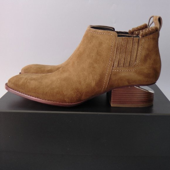 NEW ALEXANDER WANG Kori Suede Bootie - Picture 4 of 13